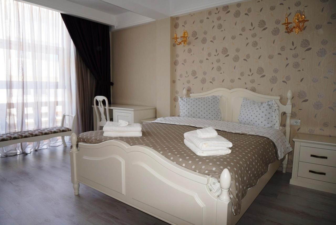 Focşani Romantic Boutique מראה חיצוני תמונה