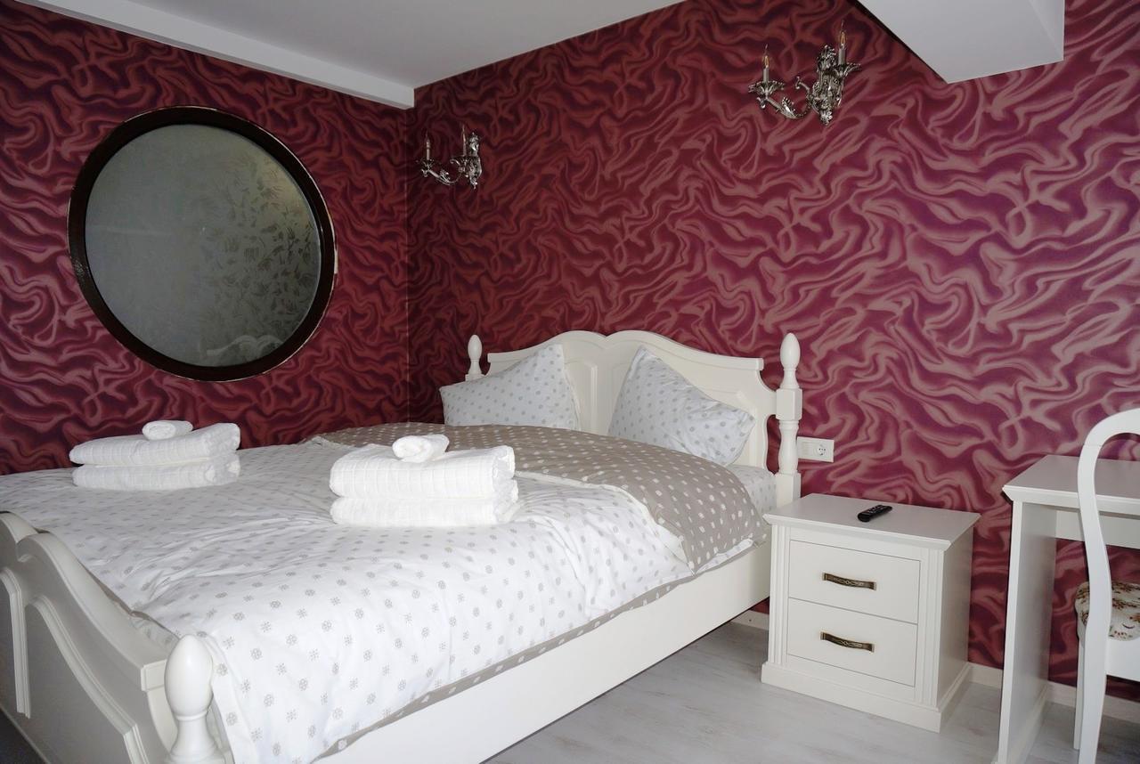 Focşani Romantic Boutique מראה חיצוני תמונה