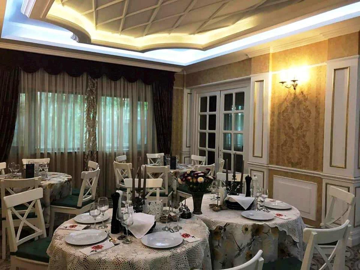 Focşani Romantic Boutique מראה חיצוני תמונה